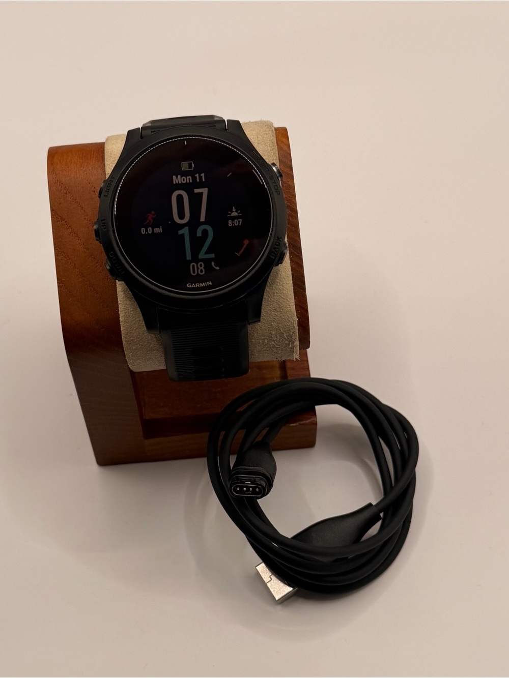 Garmin Forerunner 945, Tested, Excellent Condition, Black/Black, Charger Include